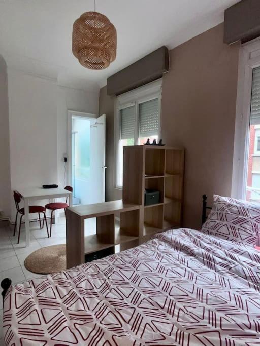 Studio Douillet En Hyper Centre Валенсиен Екстериор снимка